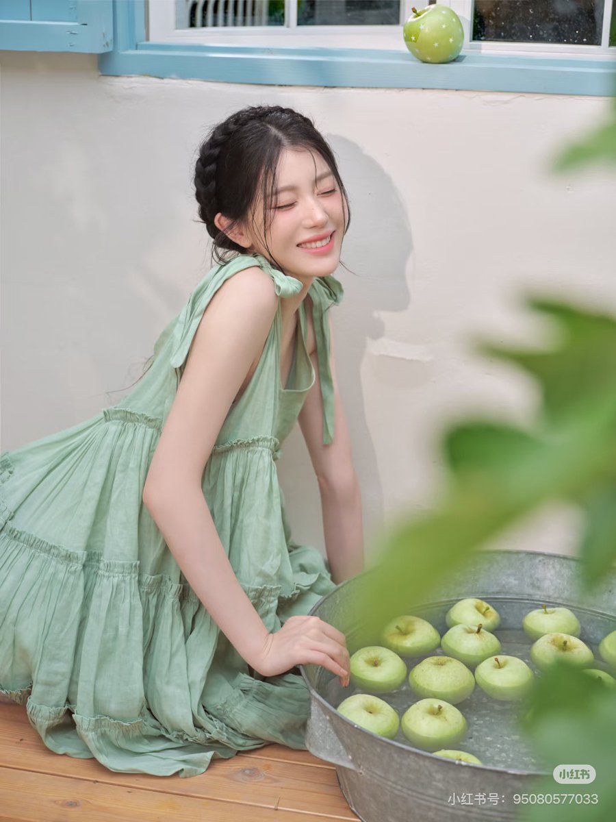 sxtlogs's tweet photo. #XIAOTING 𝙭𝙞𝙖𝙤𝙝𝙤𝙣𝙜𝙨𝙝𝙪 𝙪𝙥𝙙𝙖𝙩𝙚:

"🍏 | It's that hint of greenness I'll never forget" https://t.co/Y9pnqMLsvS