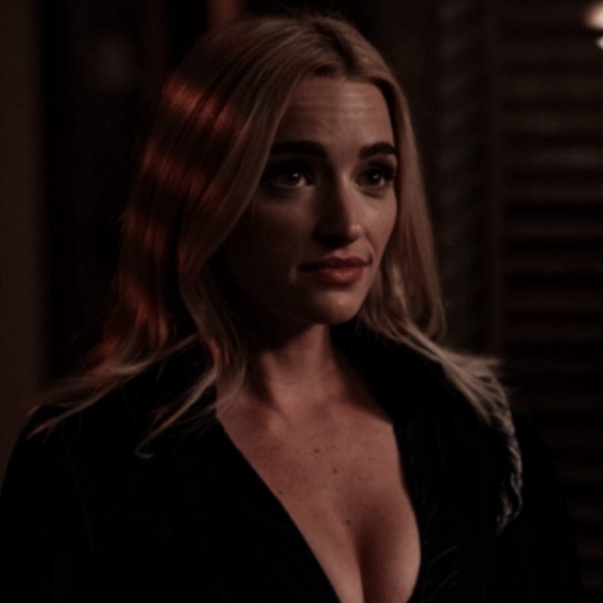 IMMORTALSPWN's tweet photo. ᅠㅤ
ᅠㅤ
⠀⠀⠀⠀     ⌕    𝐒𝐄 𝐁𝐔𝐒𝐂𝐀 ;
⠀⠀⠀⠀    nombre a elección.

⠀⠀⠀⠀—  para 𝙤𝙩𝙥. entidad/deidad.
⠀⠀⠀⠀personalidad &amp;&amp; historia 
⠀⠀⠀⠀a elección // no 24/7 ,
⠀⠀⠀⠀compromiso.
⠀⠀⠀⠀— fc: brett dalton.
⠀⠀⠀
⠀⠀⠀rt ? https://t.co/fB86YjErc6