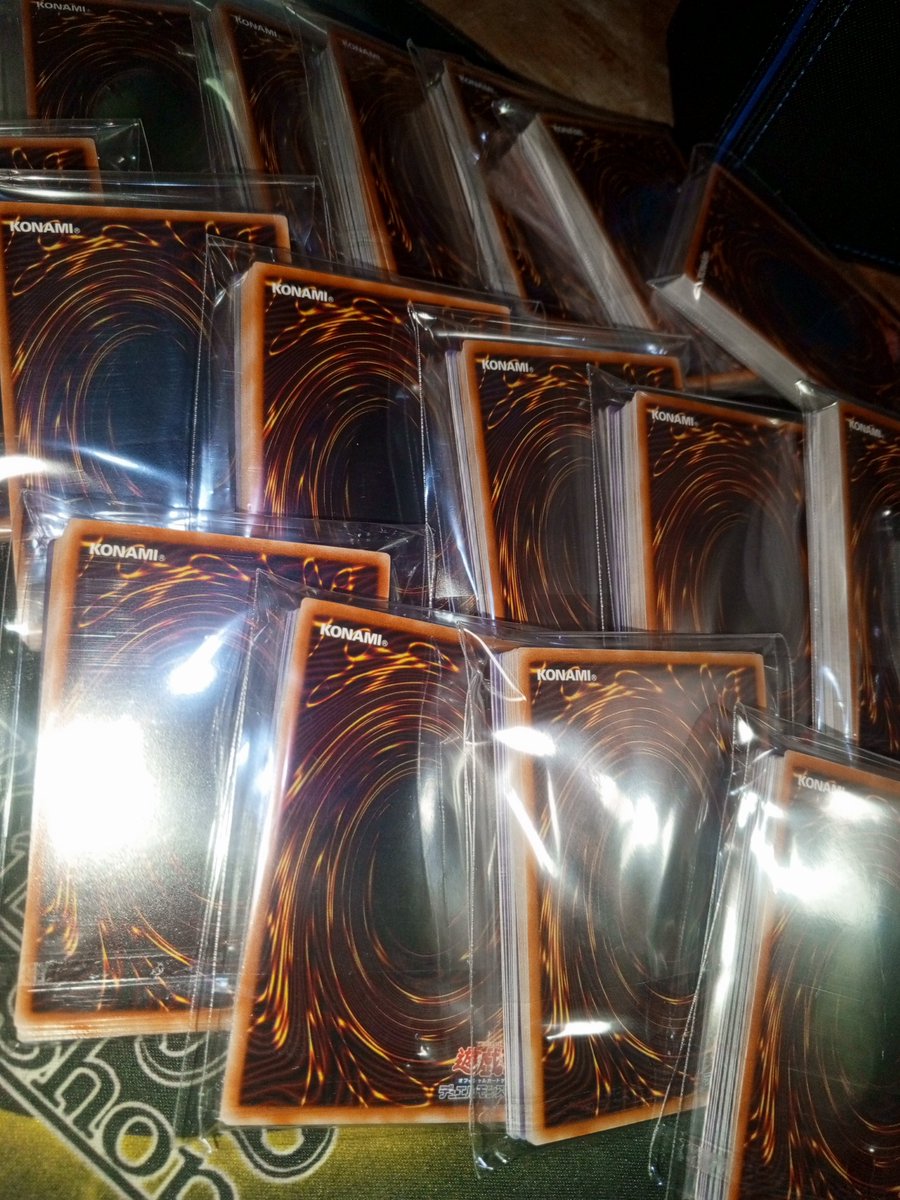Respect_YGO's tweet photo. I made a fresh batch for our local newbies :) this ain't the official demo deck given by Konami since our local store still not official :( so I created some from my cards instead.

I hope we encourage new players :) https://t.co/0ixspZFxGt