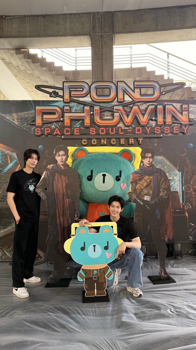 permpoon_GMMTV's tweet photo. ยานปอนพุเพิ่มเตรียมออกเดินทางแย้วค้าบ พรุ่งนี้เจอกาน !!!🌌💫 
#PondPhuwinConcertLIVE
#PERMPOON @ppnaravit @phuwintang https://t.co/82pFDI9njm
