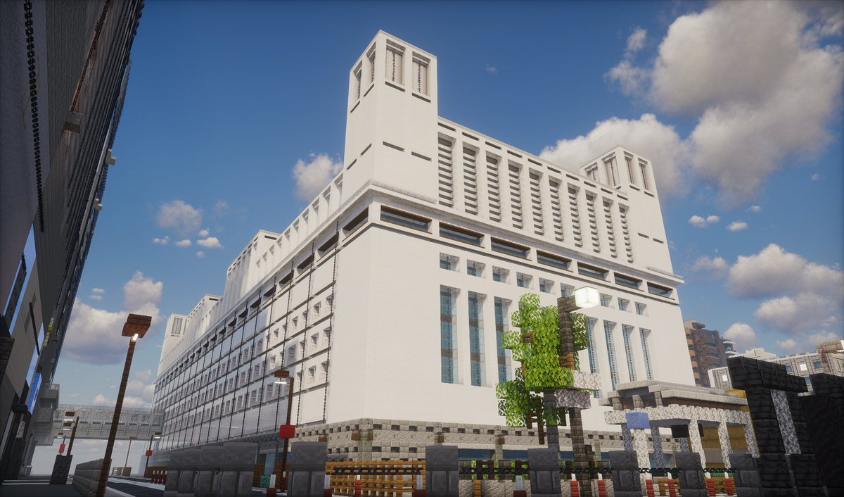 ikoko125's tweet photo. 駅前の低層ビル(2)

#CITYEXPO2026 #minecraft
#minecraftbuilds #マイクラ https://t.co/0G65a5kfZj