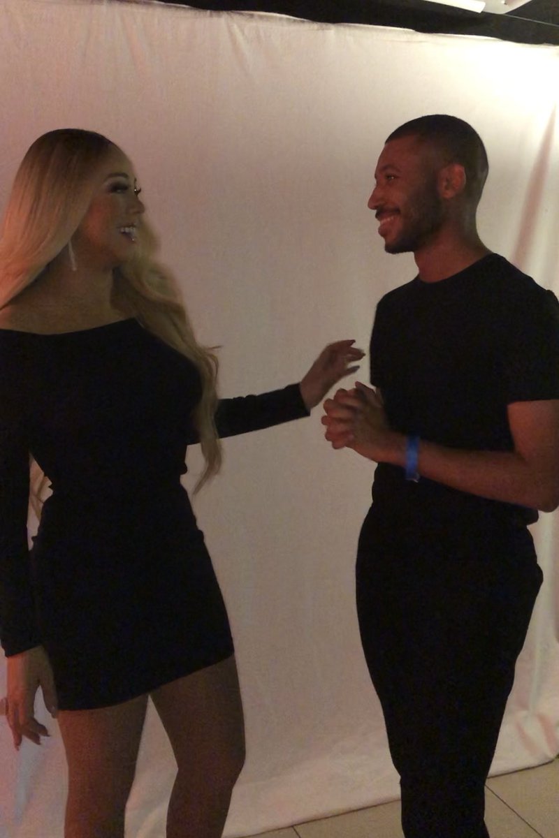 theek_nny's tweet photo. MOTHERS 😭💖
@MariahCarey @Rochelle_Jordan https://t.co/NvJtdssX7g