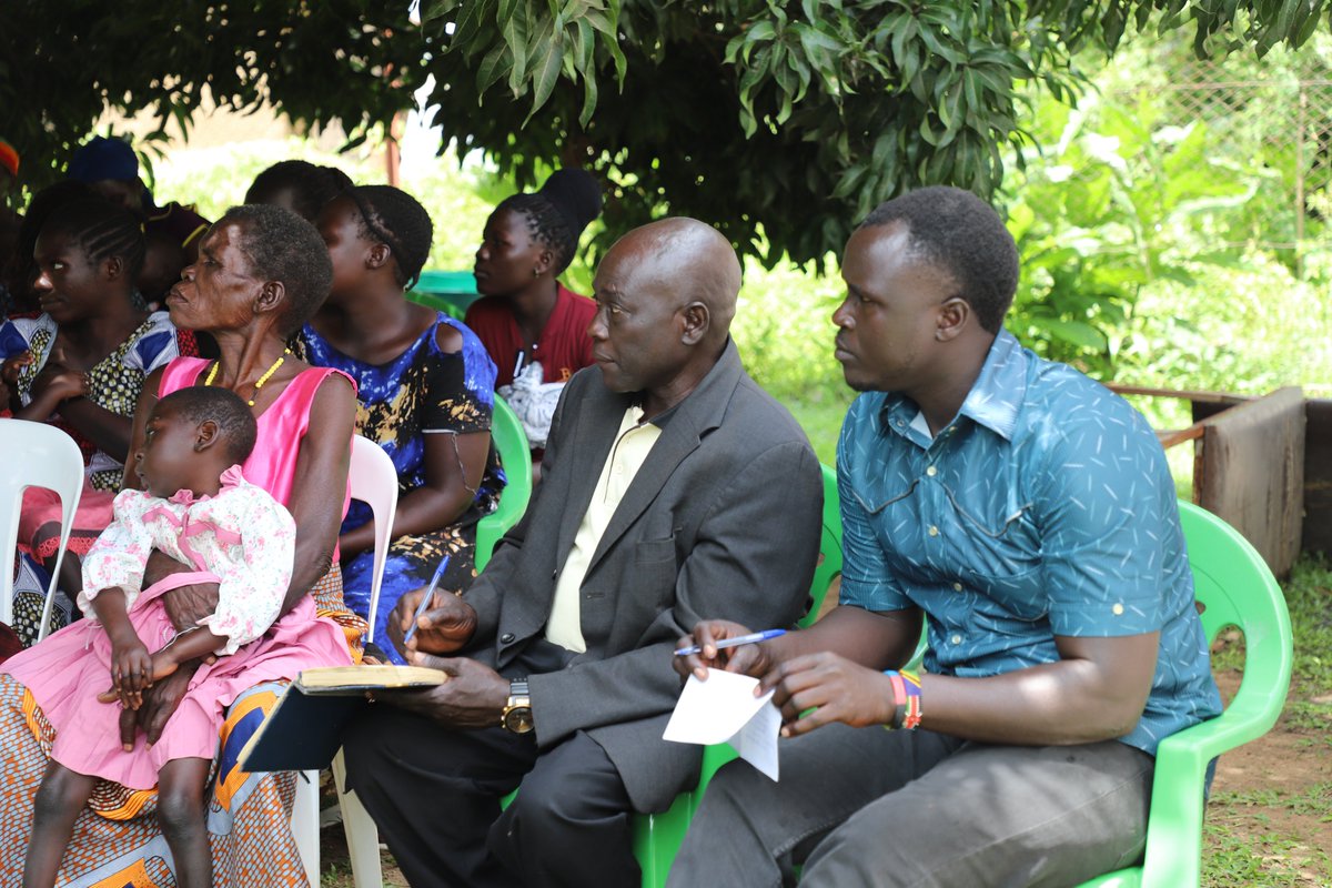 ceforduganda's tweet photo. Across the 5 #WestNile districts where the Strengthening Civic Participation for Effective Accountability and Transparency in the Public Sector (SEAT) Project is implemented #Arua, #Terego, #Madi-Okollo, #Moyo and #Obongi communities are taking an active role in holding public services accountable.

Through #CommunityScoreCards, women, youth, persons with disabilities, men, health workers and local leaders assess services, identify gaps and discuss practical solutions.

In Arua District, communities at Logiri and Vurra Health Centres III identified both progress and gaps in health service delivery. At Vurra, caring and respectful care scored 81% and cleanliness and safety 86%, while waiting time scored 61%. At Logiri, waiting time scored 48%, with inadequate staffing and poor infrastructure among the challenges highlighted.

#Accountability #CommunityScoreCard #CitizenParticipation #InclusiveServiceDelivery #WestNile