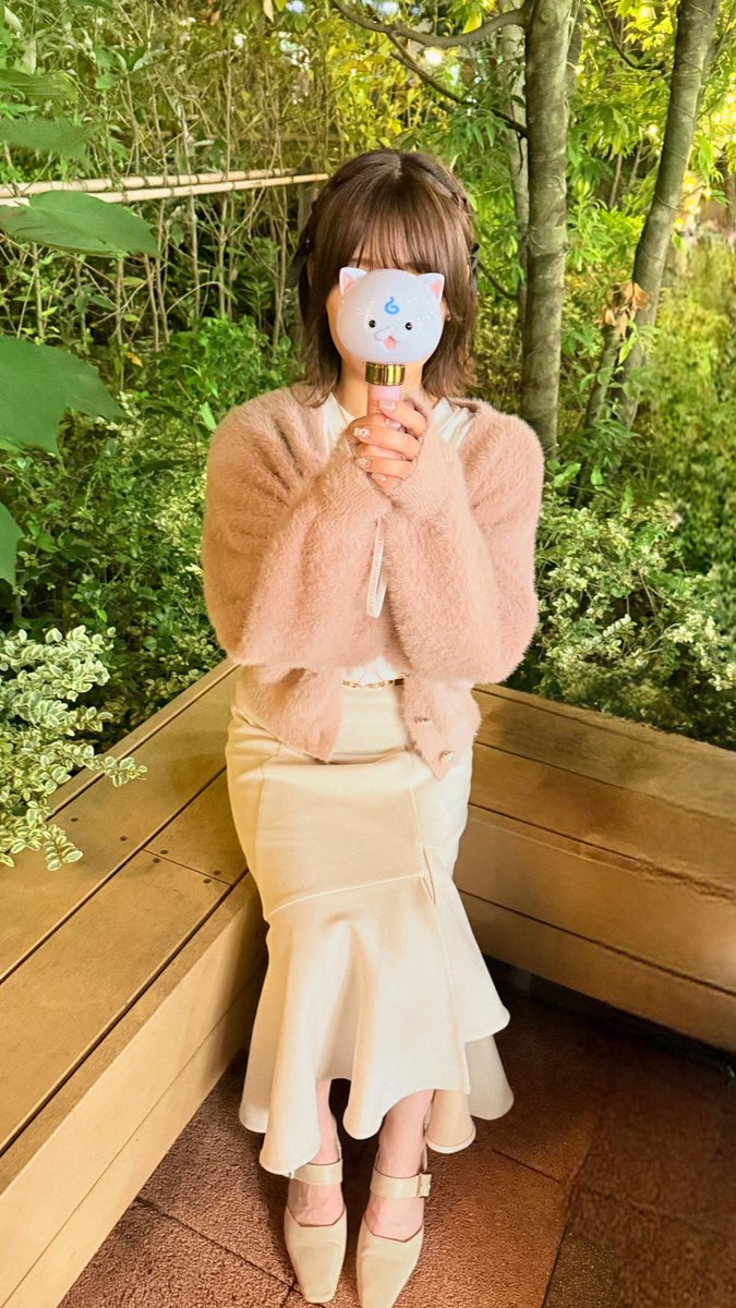 49_hina's tweet photo. みこちのアカウント始めてみました！！🌸
よかったら自分からフォローできないのでして欲しいです🙇‍♀️🩷

#ホロライブ自己紹介カード
 #ホロリスと仲良くなりたい
#さくらみこ https://t.co/E8dCbmAq9D