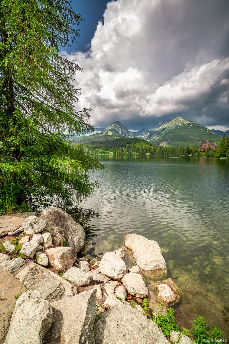 Sahdarullah1's tweet photo. Spontaneous 2-hour mountain hike led to this hidden alpine lake—crystal clear water, fresh pine air, and not another soul in sight. Pure magic today! https://t.co/caZ01fJvqx