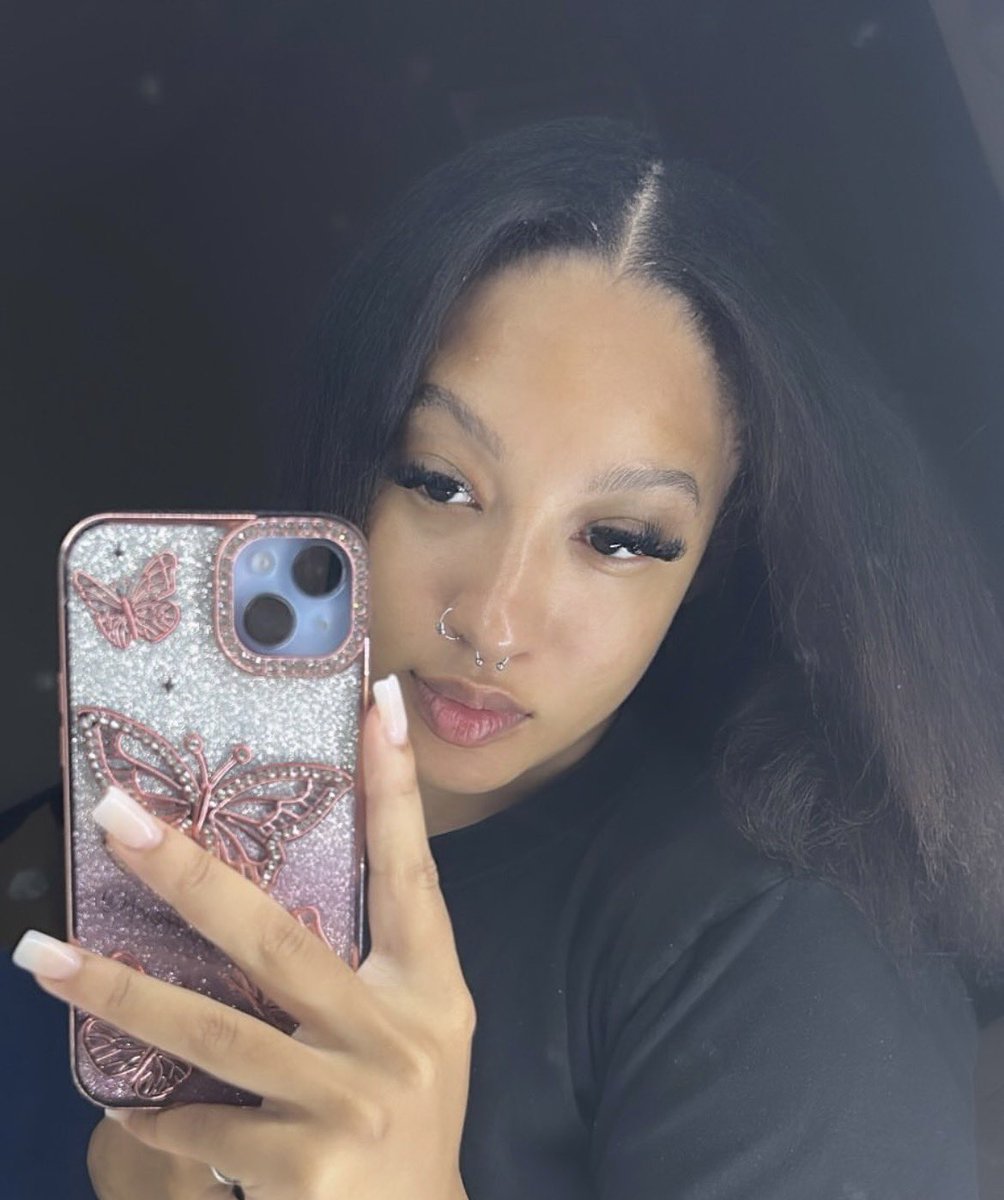 Brendafindom1's tweet photo. Some people collect compliments. I collect proof of devotion. 😩💖 💦

#Findom #Cuck #FaceTime #Live #Drain #Sexting #Cock https://t.co/3AYoL2m8Bd