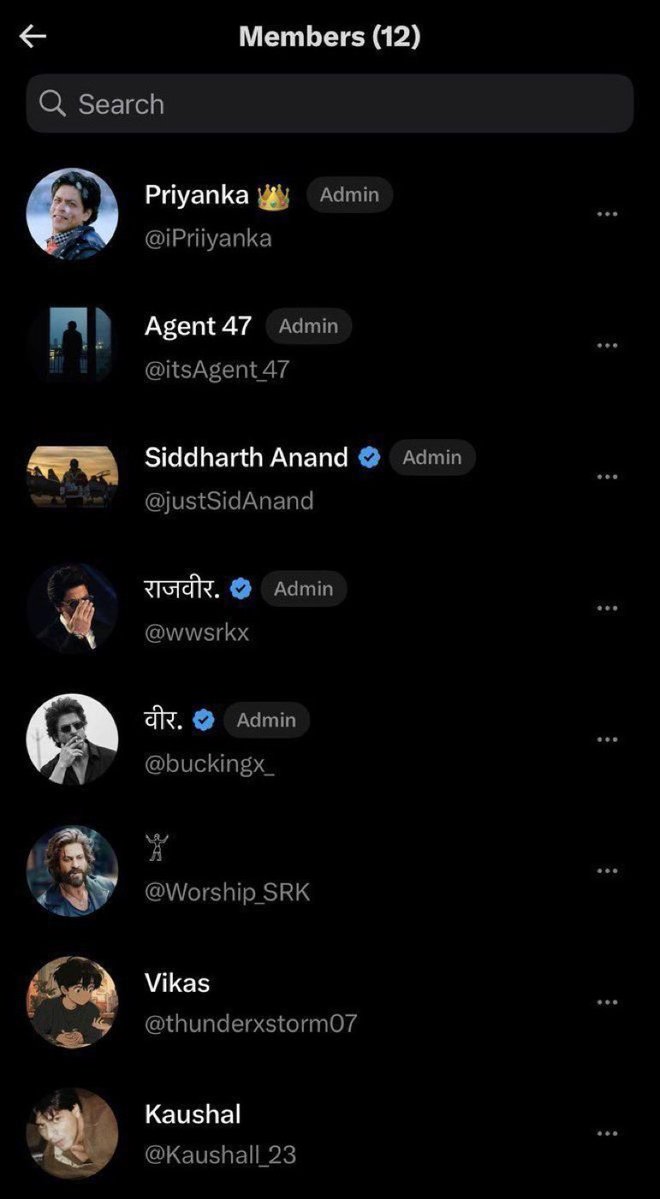 maheshscofieldd's tweet photo. north fan wars group lo admin veedu🤣 https://t.co/WYd9DiXvjU