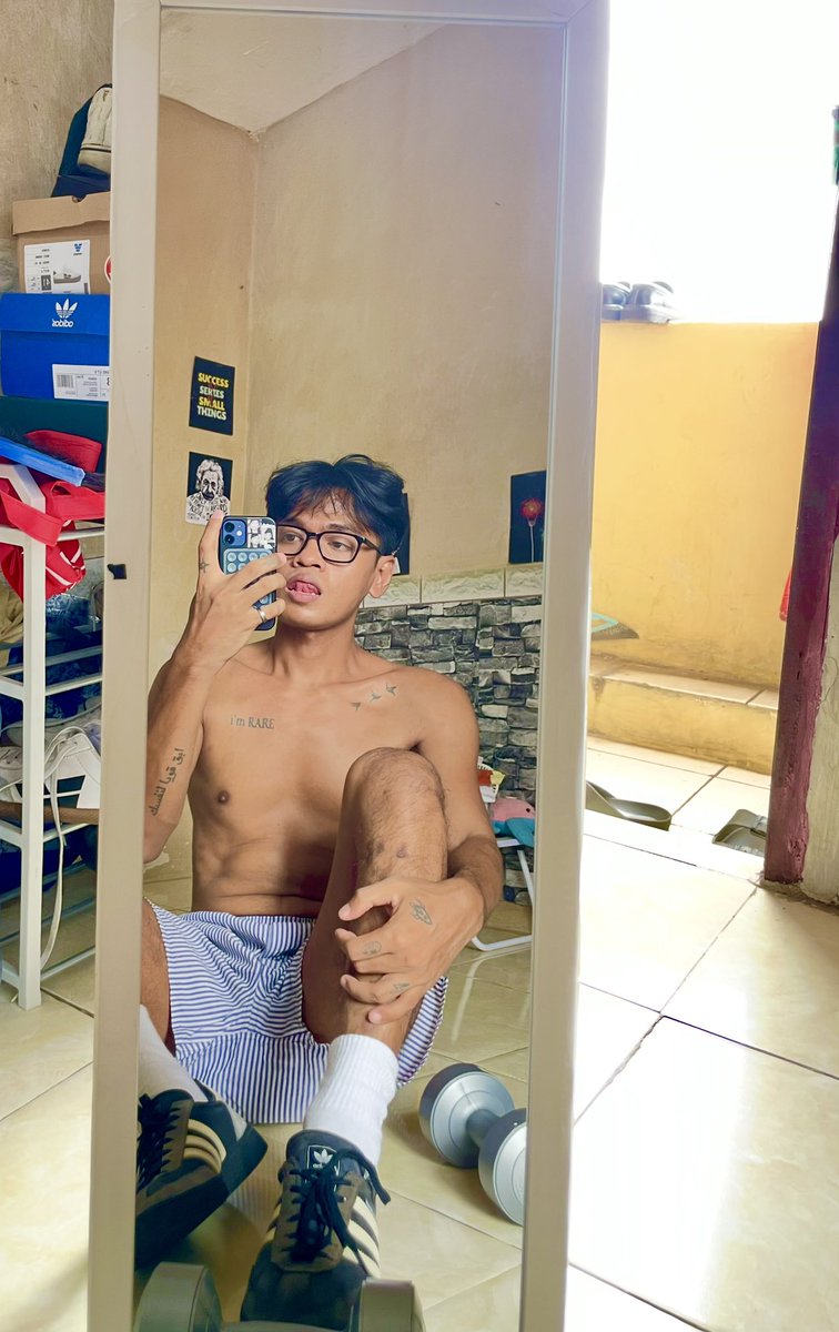 yourmassim's tweet photo. im back X ! 🤓🤟🏻🌈
#gayjakartaselatan https://t.co/S9iwTUnkbw