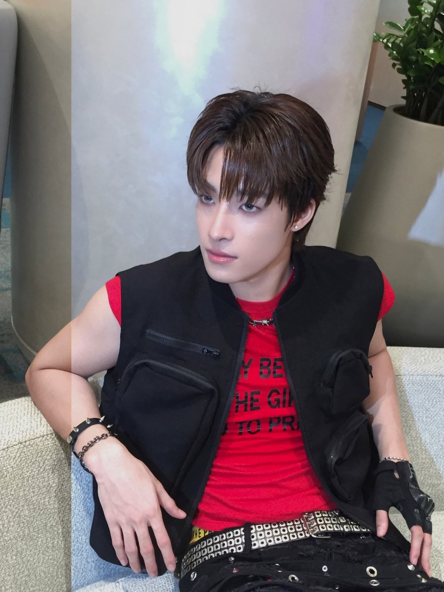 bbabuchann's tweet photo. หล่อทุกระดับประทับใจ🤟🏻 https://t.co/khVWWArOWj