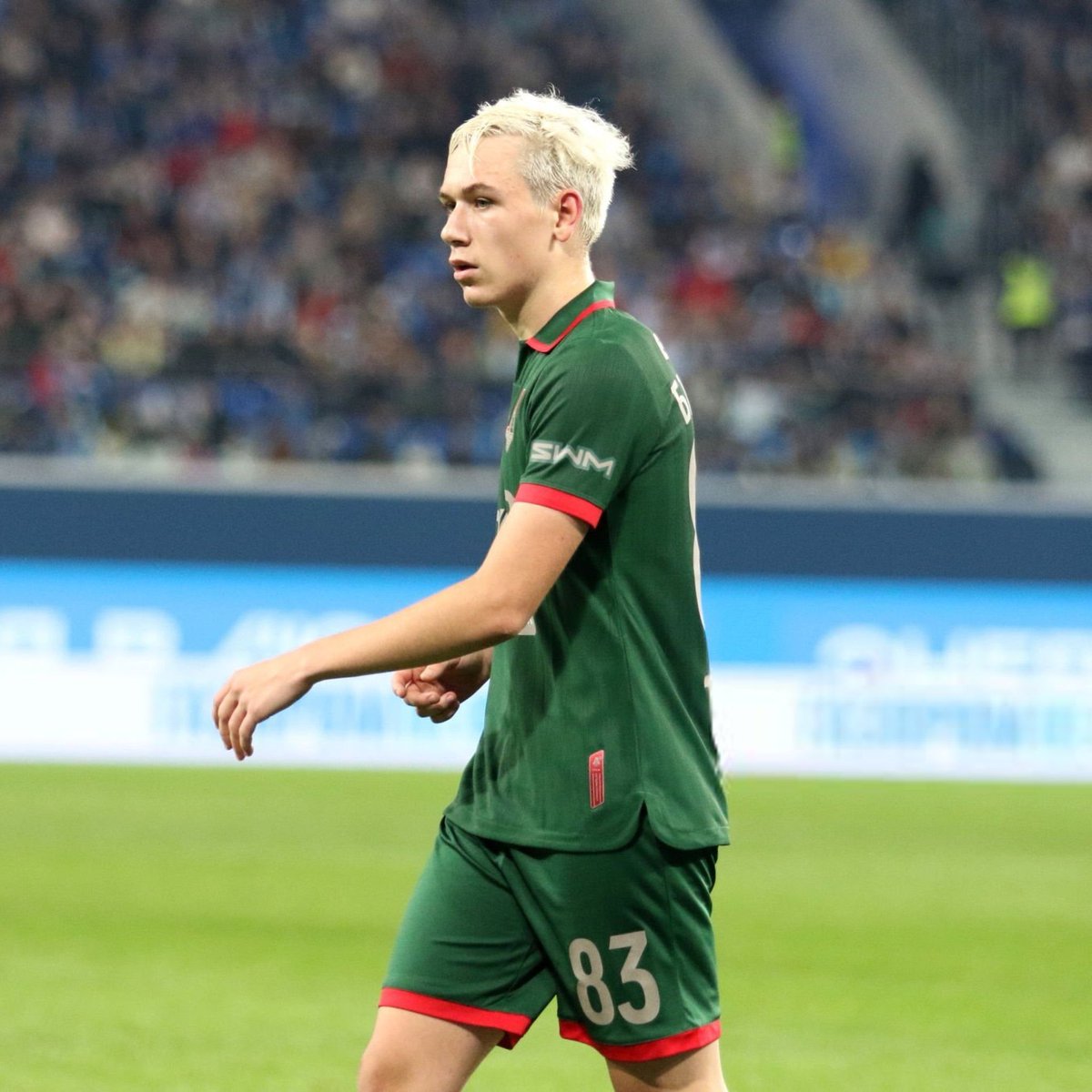 TransferMerkez's tweet photo. ✈️ Aleksey Batrakov'un saat 12.50'de İstanbul'da olması bekleniyor! Transfer detayları 👇🏻

— 25 milyon euro bonservis
— 4 milyon euro bonus
— Sonraki satıştan elde edilecek kârın %10'u

— 4 milyon euro yıllık maaş
— 5 yıllık sözleşme
— Son taksit: En geç Aralık 2027

— 55 milyon euro serbest kalma maddesi