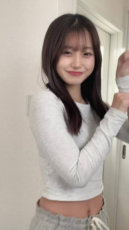 Et1vop's tweet photo. 小◯◯葵
あんまり有名じゃないけど、顔可愛くてめっちゃ好き！💕💕
DMで色んなこと話しましょ！💕💕

#オナペ #おなぺ #顔抜き https://t.co/sSCyRUEHBs