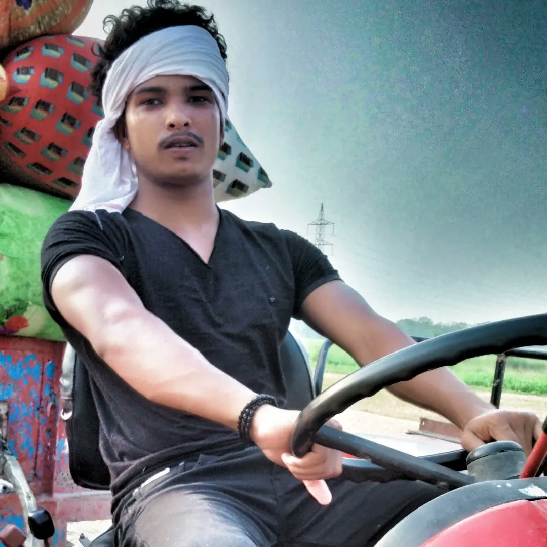 fdsawwe's tweet photo. Kishann ____ a local boy https://t.co/2fUVYfUpRF