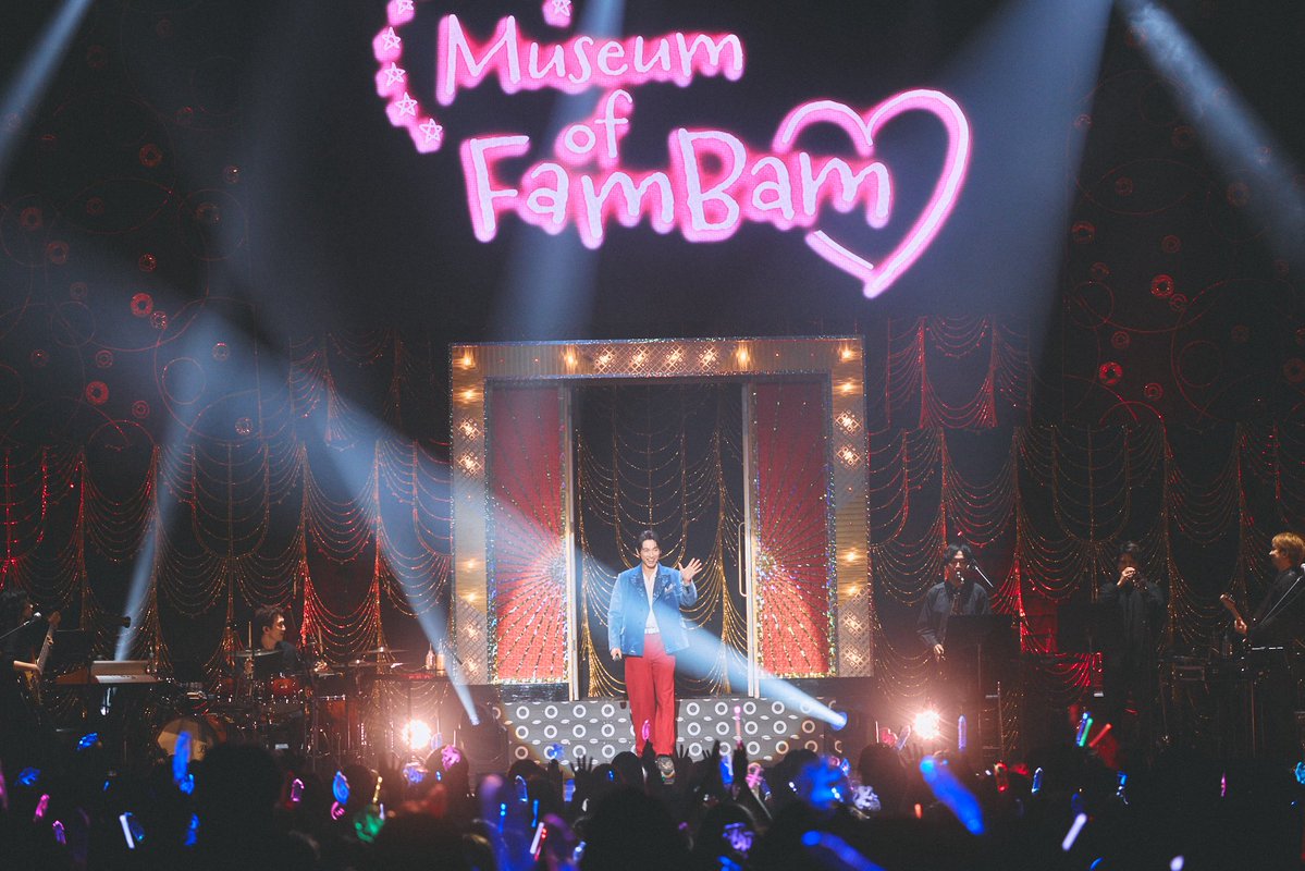 yutasasaki_gt's tweet photo. 8/19
DEAN FUJIOKA「Museum of FamBam」

ギターで参加しました🎸
昼夜2公演濃密な時間で幸福でした✨
DEANさん、FamBamの皆さんおめでとうございます！ https://t.co/cVKhaUTUfV