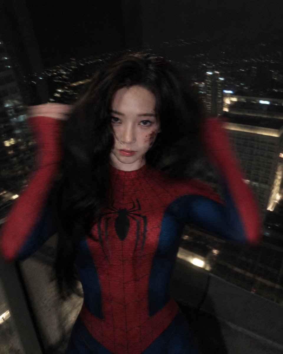 winrinadoggy's tweet photo. winrina / jiminjeong au | "friendly neighborhood"

jimin es una estudiante de secundaria que, tras ser mordida por una araña en una excursión escolar, obtiene poderes que jamás pidió. ahora tiene un secreto que guardar y a kim minjeong, la chica que ama, para proteger. . . https://t.co/5pAGzWegEr