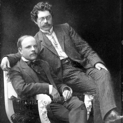 LibraryIL's tweet photo. באוסף 'אנקדוטות ספרותיות' שטשרניחובסקי תיעד, הוא מספר על העימות:, "היה חייב לי ביאליק על "שירַי" סכום גדול לערך. והנה באו ימי המלחמה, ואני הייתי עם בית החולים שלנו במינסק." אבל ביאליק התמהמה בהסדרת החוב. https://t.co/kAeP1mmz5Y