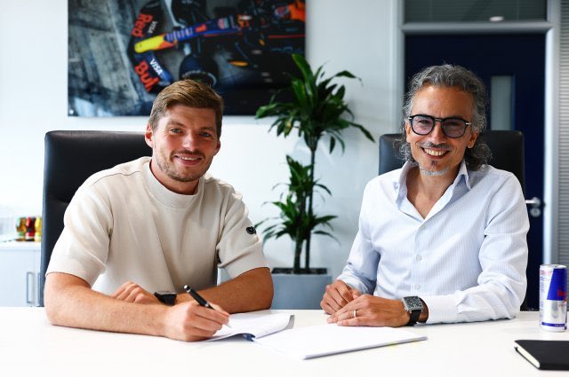 SCUDERIAFEMBOY's tweet photo. max: “getting to work with laurent now for over a year has also been great, i see a clear vision he has for the team. everyone in milton keynes believes in what we are building and i’m looking forward to the next chapter, fighting for more victories and competing for championships as we continue to shape the future of this team.

to make this announcement during the last grand prix at zandvoort is a great moment for me as well. hopefully we can give the fans a special send-off for the final race.”