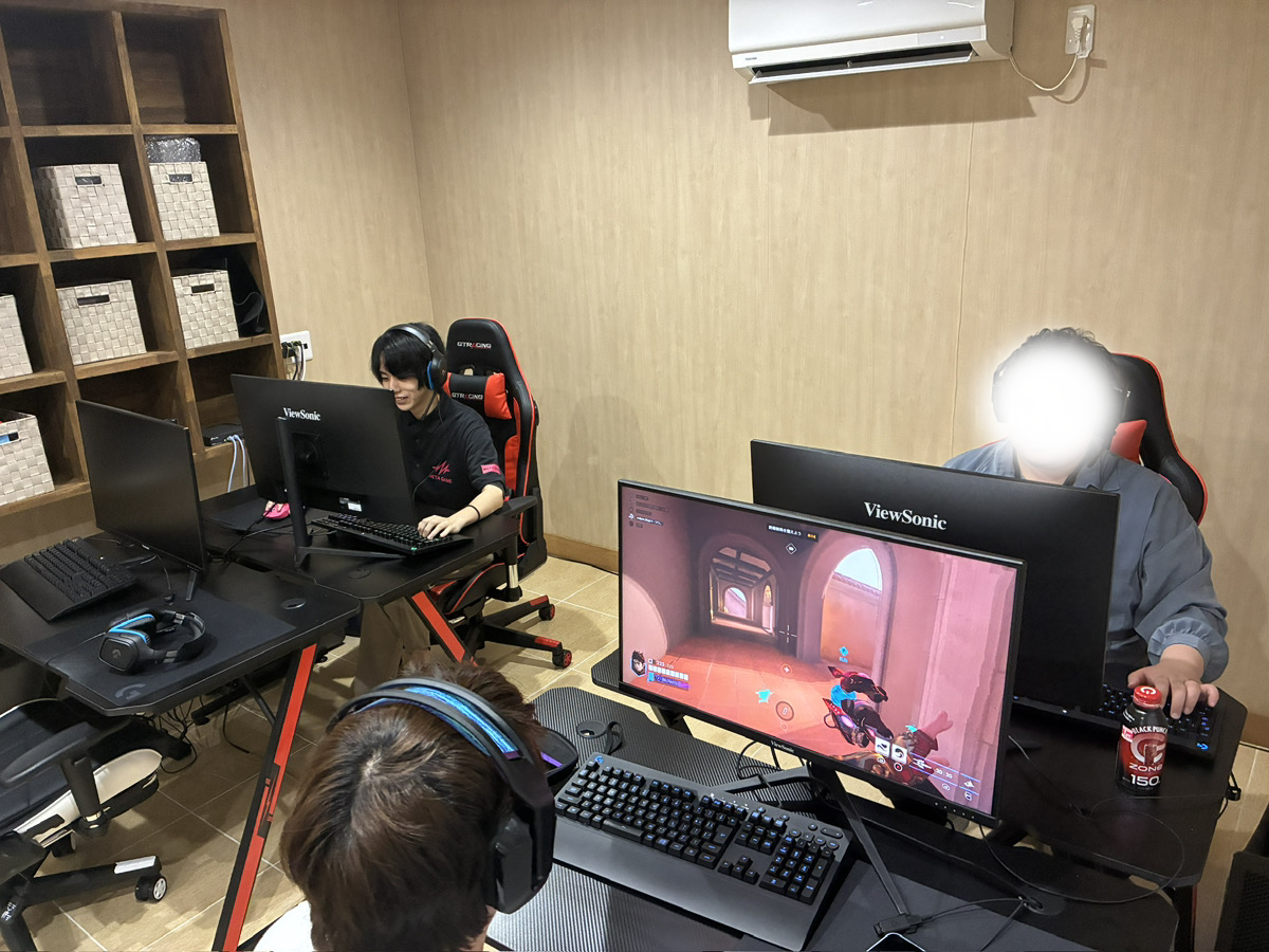 metagame_ickw's tweet photo. 先日は、メタゲーム宇都宮の皆さんとのカスタムマッチが開催されました！
対戦してくださった宇都宮の皆さん、熱い試合を本当にありがとうございました！
またぜひ交流戦ができたら嬉しいです☀️

#メタゲーム市川　#メタゲーム宇都宮 https://t.co/jMuoBf5o52