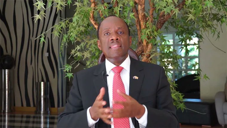 ekiggundu's tweet photo. Bitature has tried to fight his creditors and contractors on legal technicalities rather than the substance of what he owes them. Yet, based on rulings from two cases, judges are not buying into his "not-registered-in-Uganda" courtroom trick. @BbegMedia 
https://t.co/QAXGXabsCI https://t.co/1NlJsViq9A