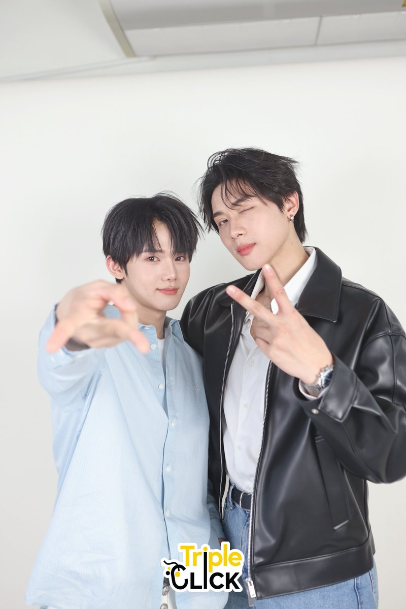 TripleclickTH's tweet photo. ติดตาม สัมภาษณ์ ท็อปแท็ป-มินลี แบบ Exclusive จะหวานแค่ไหน ปักหมุดรอได้เลย ทาง Youtube TripleClick เร็วๆนี้ 

#toptapminlee
#TOPTAPJarukit 
#MINLEEthanakorn
#PaybackFanMeetingPRESSTOUR https://t.co/2dumIPi8Yw