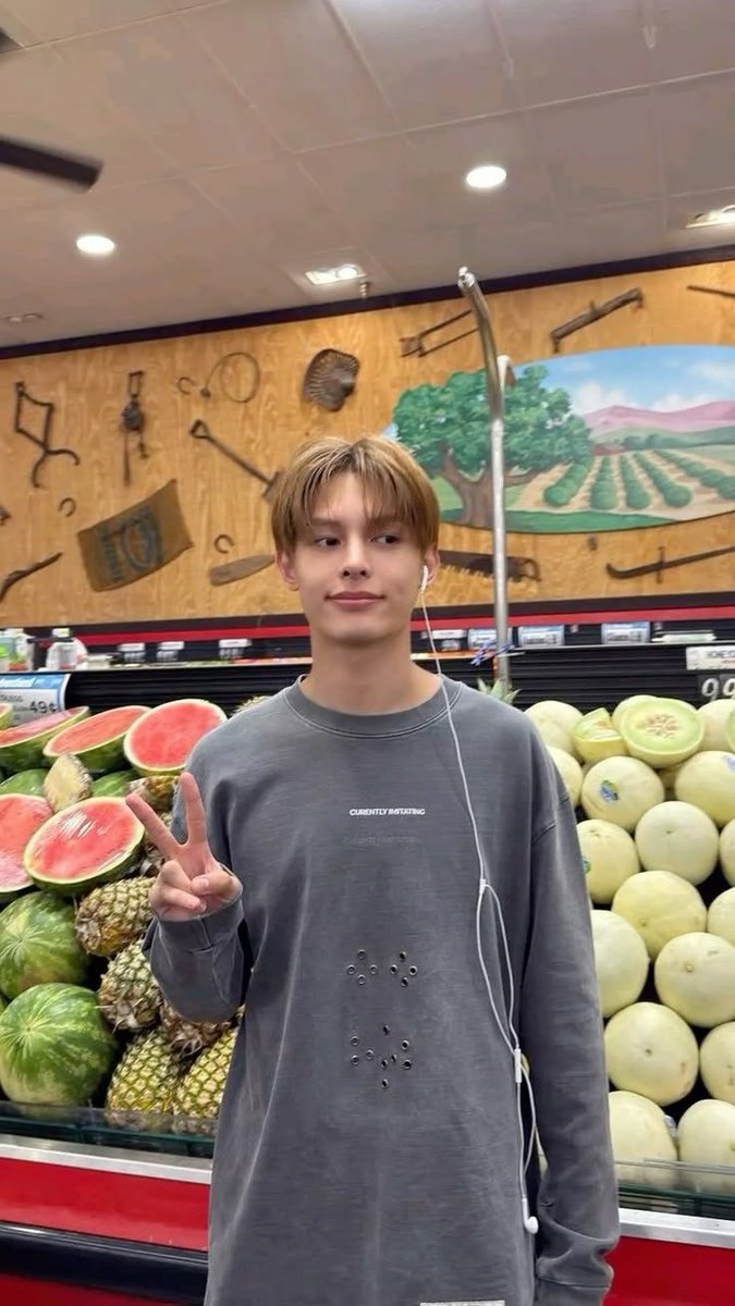 JJAMESkidz's tweet photo. @PASARxMODERN Jaya buah siap meluncur https://t.co/EoSafVOshq
