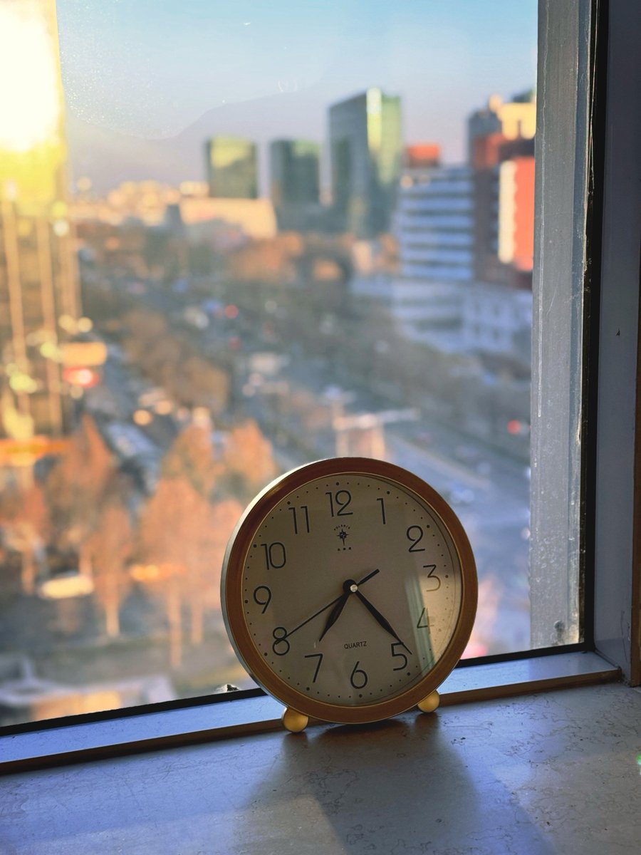Fu29260133's tweet photo. Adjust your wake-up time 15 mins earlier daily to boost energy u0026 beat grogginess—small steps = big daily wins!， https://t.co/yKBVEQuW72