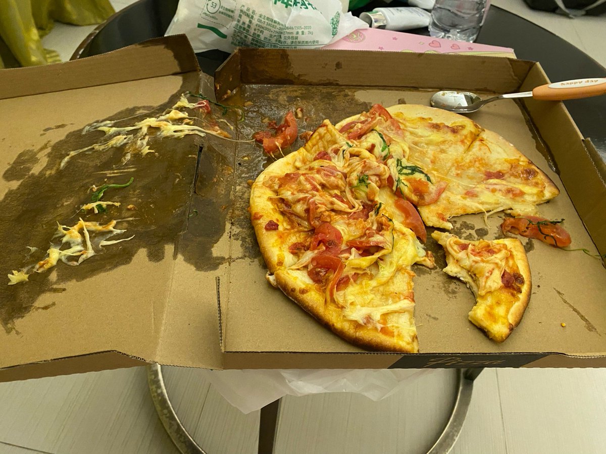 aliyah_kee43841's tweet photo. Spent 10 mins adjusting my office chair yesterday—turns out it was stuck because I had my leftover pizza box under it. Colleague walked in, stared, and said "Welcome to adulting: your work chair is now a storage unit." https://t.co/p7HTGpwRMN