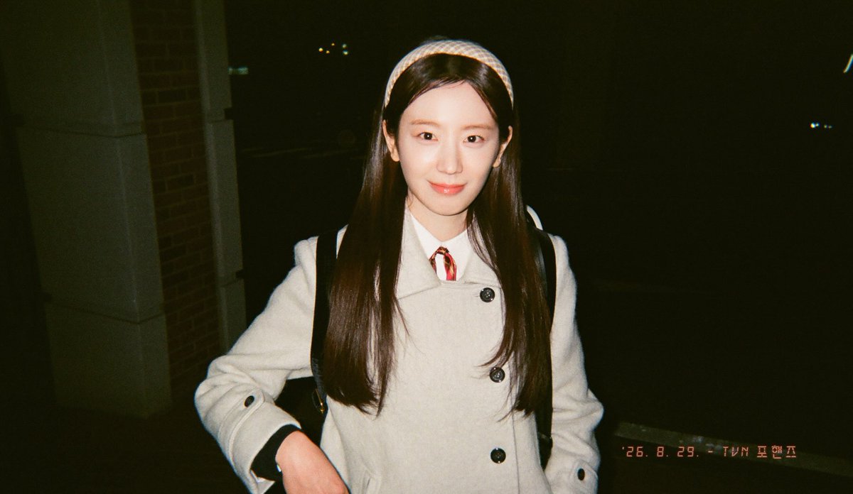 gyulbassador's tweet photo. tvn 인스타

포핸즈 #장규리 🧡 https://t.co/JG9rlvU2rM
