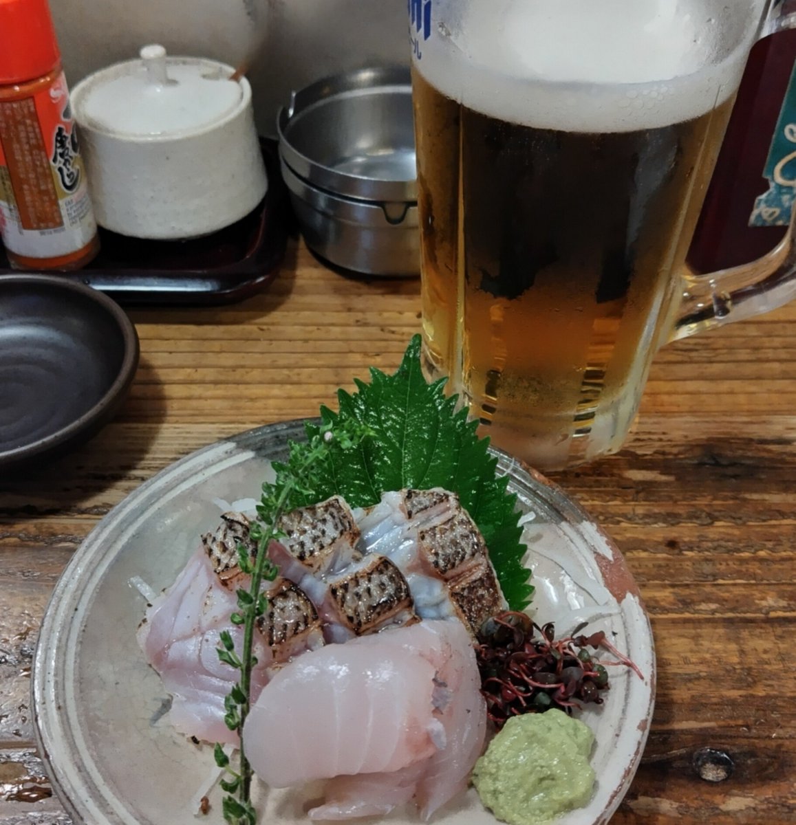 hamabayco's tweet photo. 祭の前に喉をかっぴらいて生ビールを流し込む漢。
うちの先発が長いイニング投げられますように…
#baystars https://t.co/cbRKWFRNAG