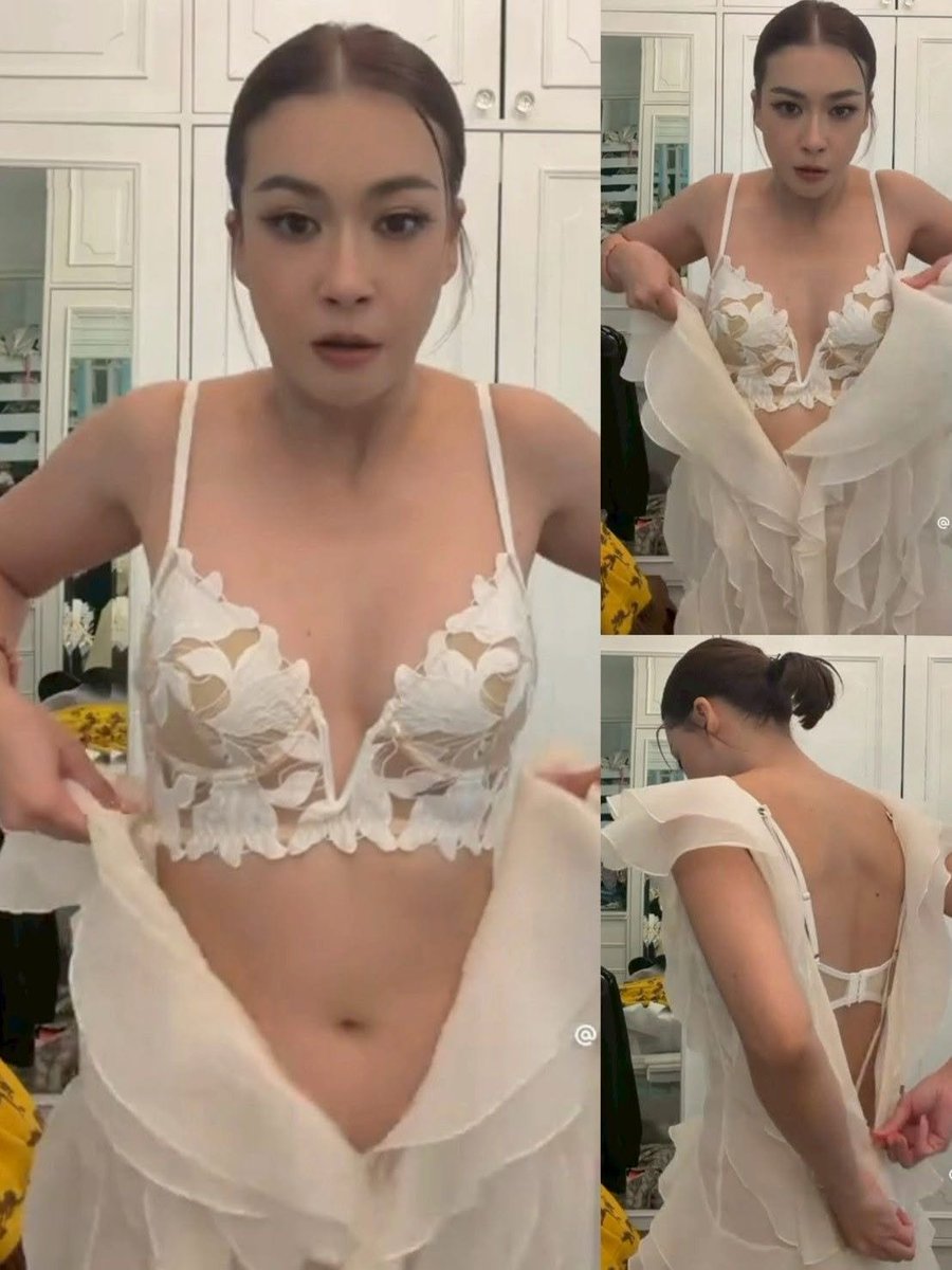 sarnnnn1's tweet photo. เอมี่ กลิ่นประทุม
บราลายลูกไม้ อวบสวยเซ็กซี่มาก https://t.co/DVC4XdAcli