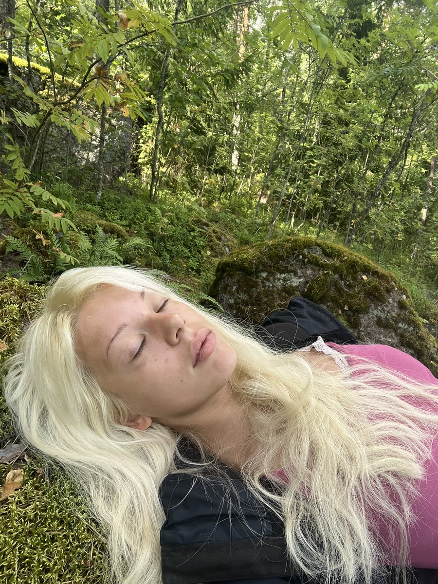 0xsluebabe's tweet photo. 🍃🌿🌱 https://t.co/QpxiFh2Wjd
