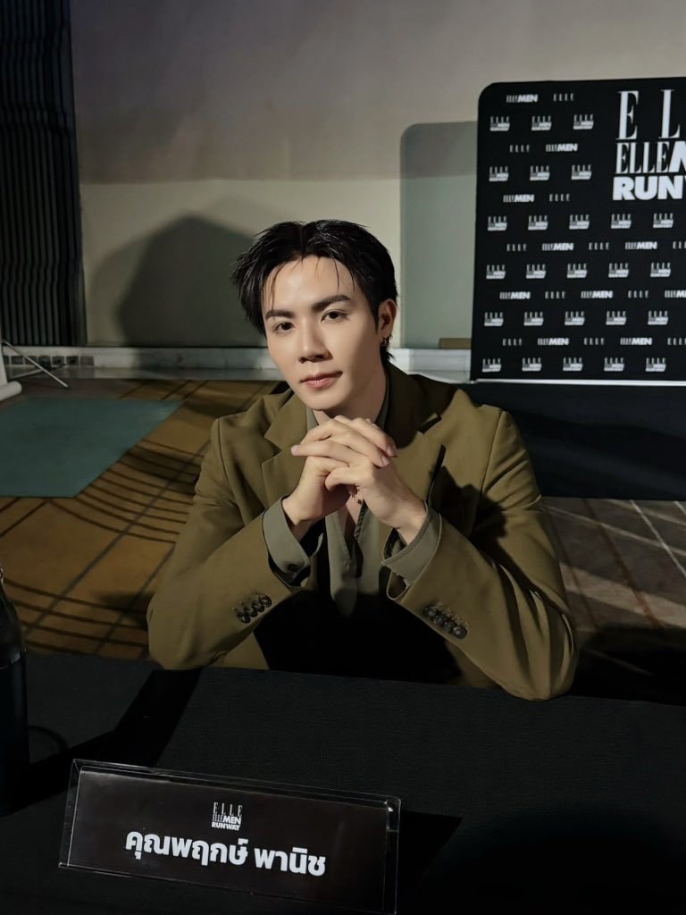 iLeang21's tweet photo. คุณพฤกษ์ พานิช เท่ห์ สมาร์ท คลู เป๊ะ 💯

#ELLERunway
#ELLEMENRunway
#ModelSearch #ZeePruk https://t.co/fSHRbH38TW