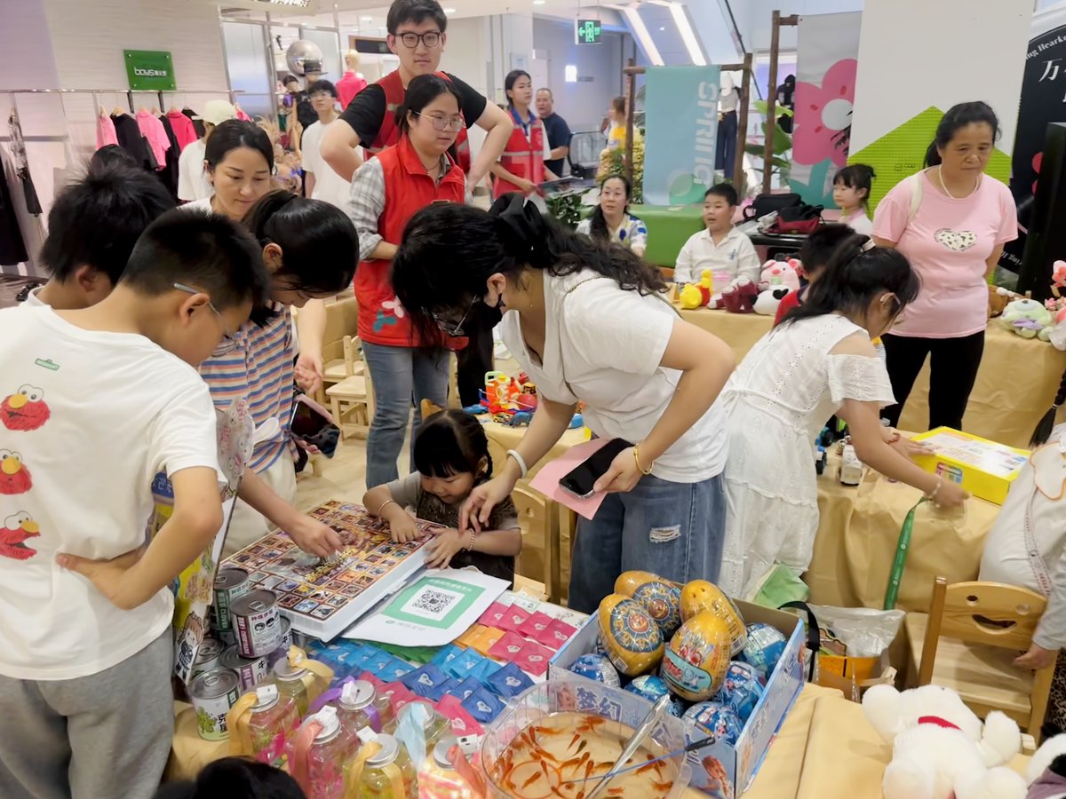 EAlalmay's tweet photo. Join our community garage sale this Sat (9am-2pm) at Green Park! Pre-loved items, snacks u0026 fun games for all ages. Bring what you want to sell or just come shop—let’s connect! https://t.co/dBouMc3pfK