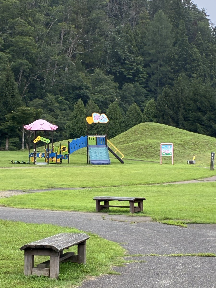 Rue_Scribe's tweet photo. この夏、柳津と昭和村のラッキー公園行ってきた

だけど…ポケモンよく分からない😅 https://t.co/cLgcY6uXZi