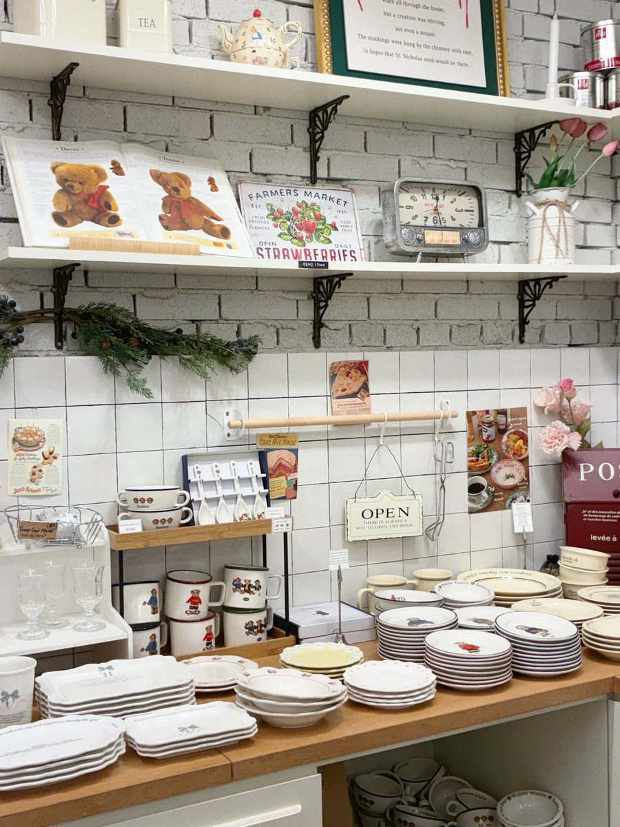 moghrpc's tweet photo. 聖水で見つけたかわいすぎる雑貨屋さん(^ᴗ͈ˬᴗ͈^)ᶻᶻᶻ🤎 #日常垢 https://t.co/acKa14uqMj