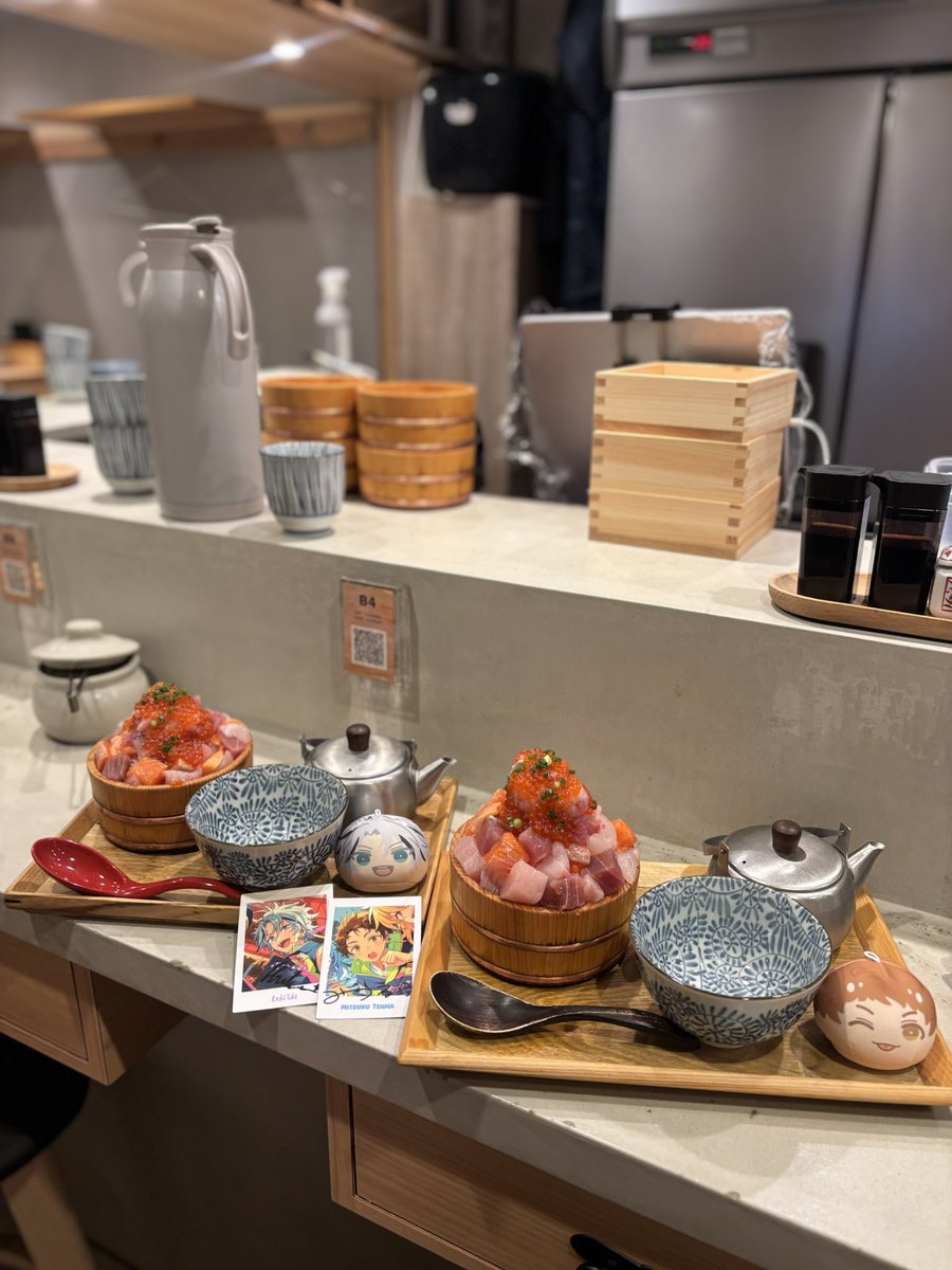 06Zzxi's tweet photo. 📍スシモン 新宿
安いし量多くて、何よりも味もサイコーに美味しくて😭✨️ いくらトッピング絶対に必須です🍣🤚🏻 https://t.co/bkXkfhXZsn