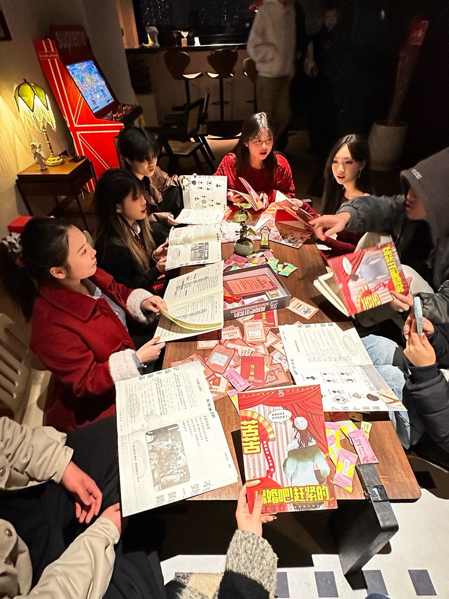 CandraB75837979's tweet photo. Just finished an incredible murder mystery at the new downtown spot—plot twists had me screaming, group chemistry was chef’s kiss, and I haven’t stopped thinking about the clues since! 10/10 would do it again ASAP. https://t.co/kqxK5f0K59