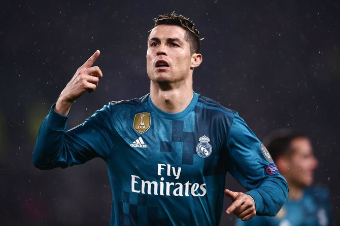 TouchlineX's tweet photo. 🚨🗣️ Yan Diomandé: “Cristiano Ronaldo is MY IDOL.

“His walk, his aura... I’m proud to play for the same club that my idol once played for!” https://t.co/gUik2qZxJE