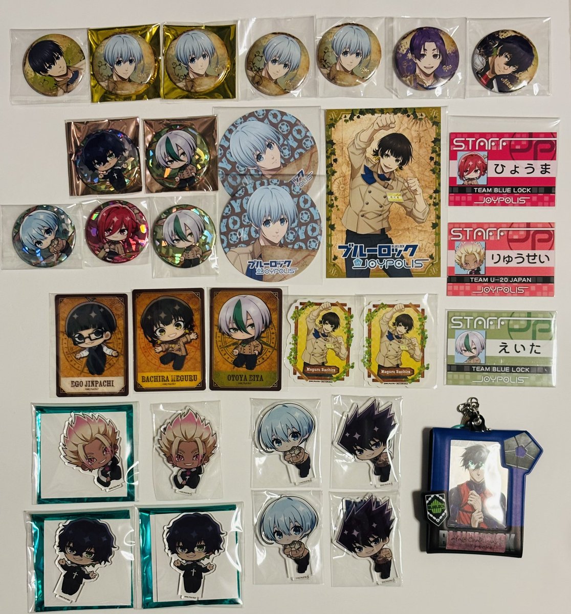 Cha0_max_rocke1's tweet photo. 【交換希望】ブルーロック　ジョイポリス　　　アクリルスタンド　缶バッジ　クリアカード　ポストカード　名刺風カード　コースター　カーニバルゲーム

譲)潔　蜂楽　千切　御影　氷織　烏　士道　愛空　乙夜
 
求)同種　凛　冴　凪(友人分) >  同異種　>異種

8/30現地手渡し、郵送都内手渡し可能↓ https://t.co/wG9xJyR3Ay