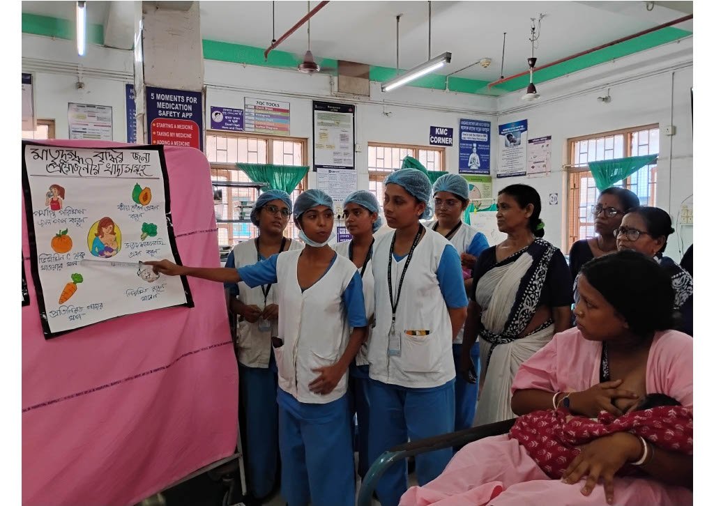 MRColleges's tweet photo. Breastfeeding Week Celebration 💙

Celebrating the importance of breastfeeding &amp;  spreading awareness for a healthier future. Organized by https://t.co/86kqljMvfN Nursing 6th Semester &amp; GNM 3rd Year students at Habra Hospital. 🩺👩‍⚕️

#BreastfeedingWeek #mrgroup https://t.co/CYvTYgf9yy