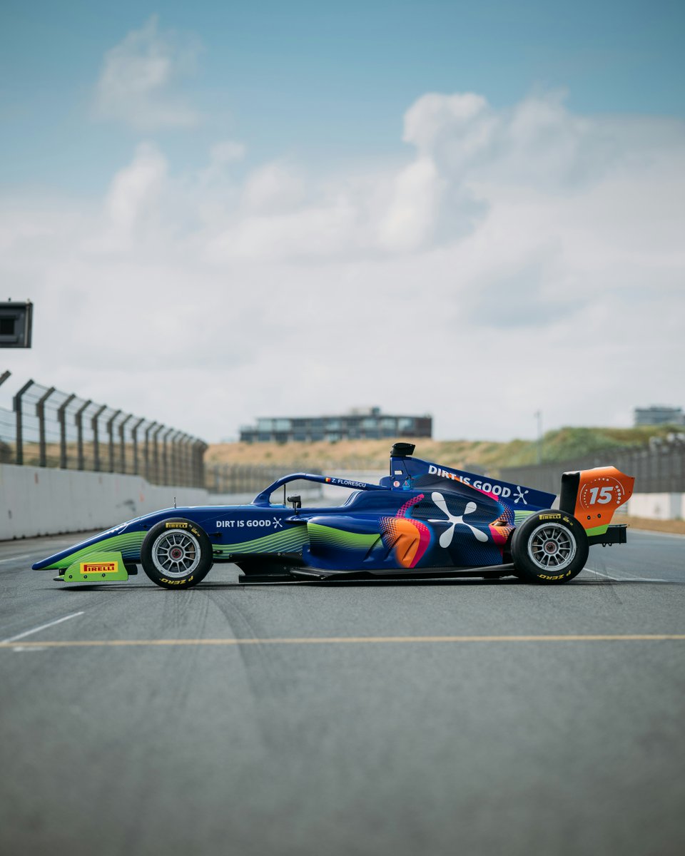 f1academy's tweet photo. Presenting your Zandvoort Wild Card supported by Dirt Is Good 🤝 

Zoe Florescu will be racing the #15 car, featuring a bespoke livery and race suit. 

See you on track, Zoe 🇳🇱 ⚡ 

#F1ACADEMY #DutchGP https://t.co/AtnNaxRSTH