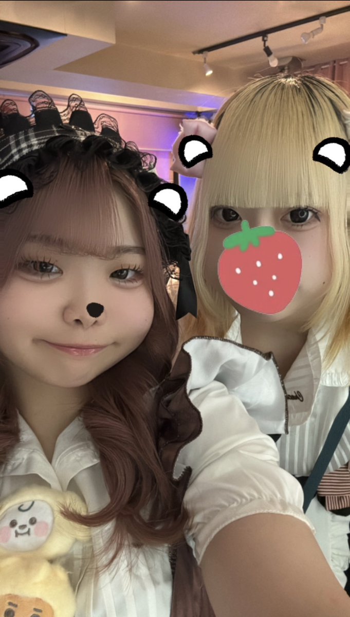 h1ma_moco's tweet photo. おきゅいんおきゅおわしました✨✨
久々に巻き巻き‼️‼️‼️
 #コンカフェ嬢  #コンカフェ https://t.co/FPnZURBcqJ