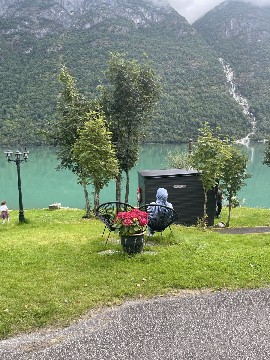 nghnahmt's tweet photo. Dünyada cenneti görmek isteyen Norveç’e gelsin 😍🇳🇴Çok güzel cennet gibi #norway #norveç #norwegen https://t.co/b7DDxnILa1