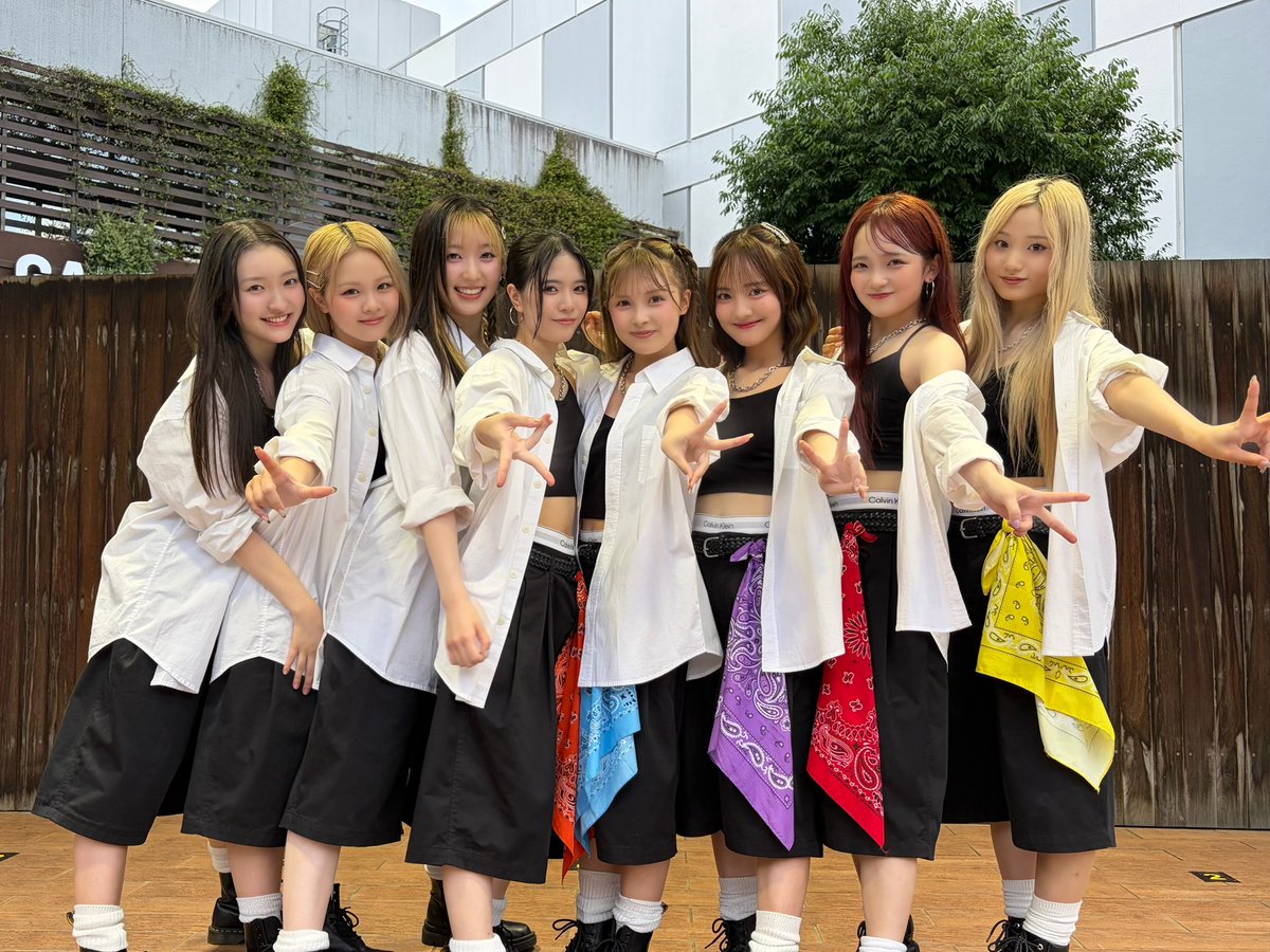 Laki922official's tweet photo. 『WORK≒LiFE』リリースイベント
📍(埼玉県)コクーンシティ コクーンひろば

お越しくださった皆さま
ありがとうございました🎶✨

本日撮影した動画は
#Laki_WL をつけて
たくさん投稿してくださいね📸💞

Next…
🗓️8/23(日) フリーイベント
「ウエノデ.パンダビアフェスタ」

#Laki https://t.co/widDkloSc9