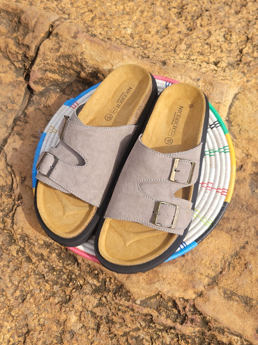 OriginalPeejay's tweet photo. Walk Easy Smile Greatly
That's what we give out.
The @PeejayOriginals Easy slide cock sole.
Price 29k only
Location: Jos Plateau State
#proudlymadeinjos #peejayoriginals #peejayfootwears #birkenstock #shoemaker #madeinjos https://t.co/VBMfdkNSAw