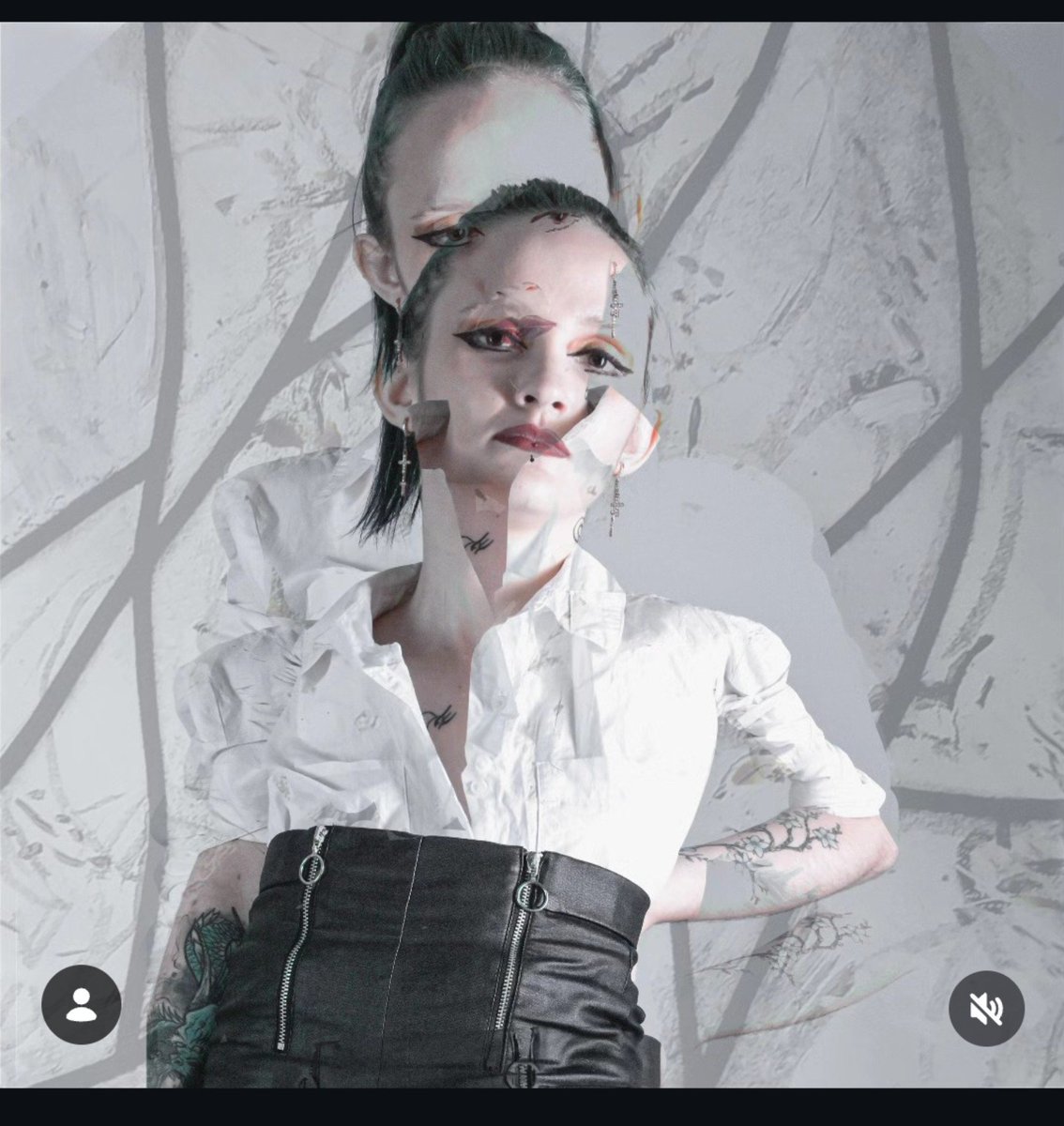 Ludgi26's tweet photo. #originality #double #blackandwhite #colors #shootingphotography #photo #picoftheday #model #phorography #posing #france #french #modeling #tatouage #tatoo #ink #inkgirl #concept https://t.co/RmNNIf5Eah