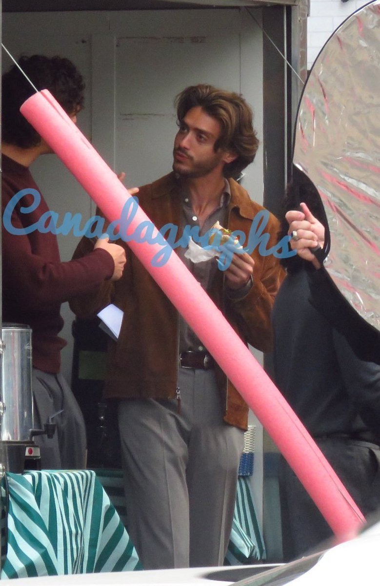 briardiarybr's tweet photo. 📲| Belmont e Antonio no set de gravações da segunda temporada de Off Campus. https://t.co/AtXD5zEH74