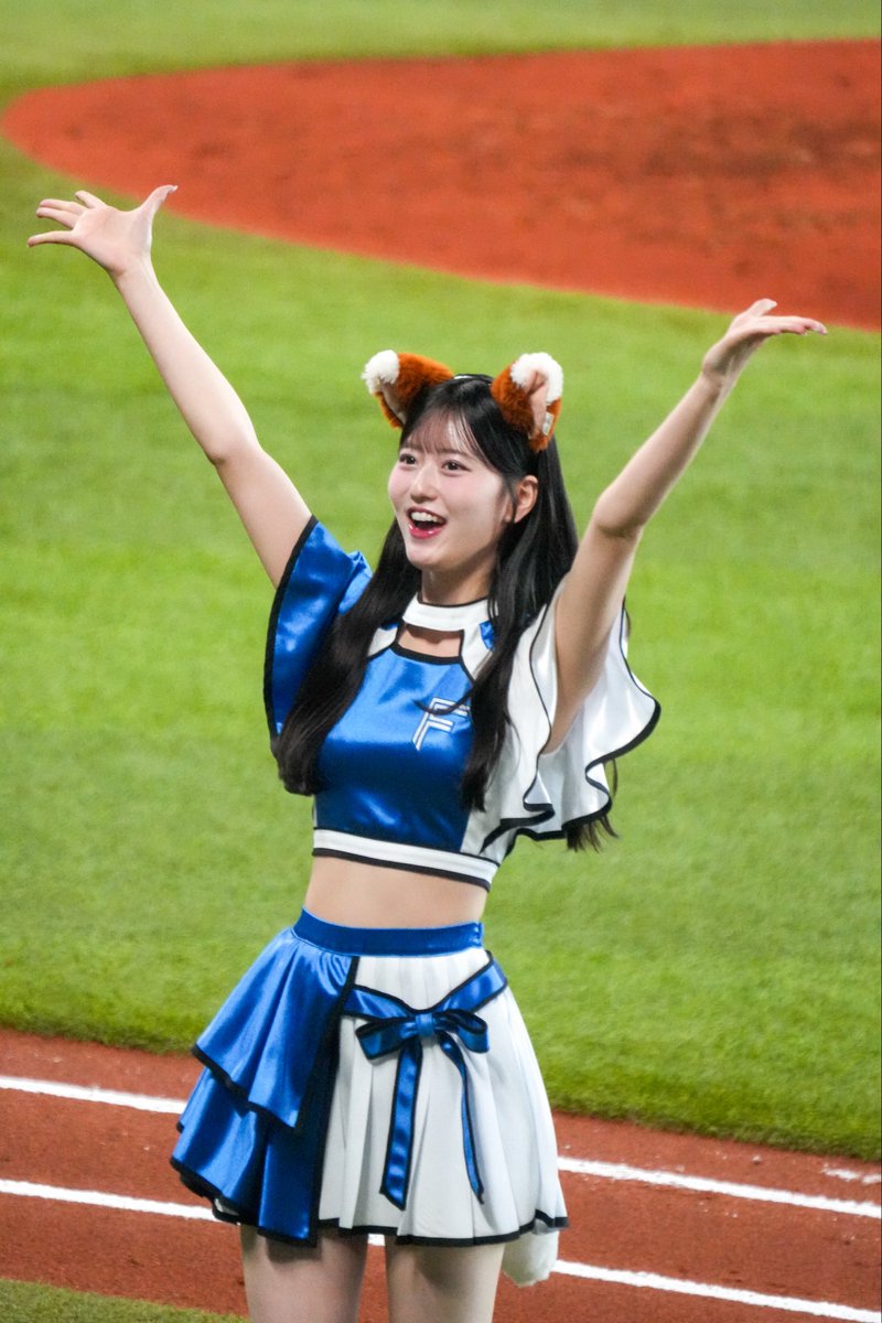 rising___star_'s tweet photo. 260820

きつねダンス🦊🩷

#八木愛月 https://t.co/Hb9yK9rNQv