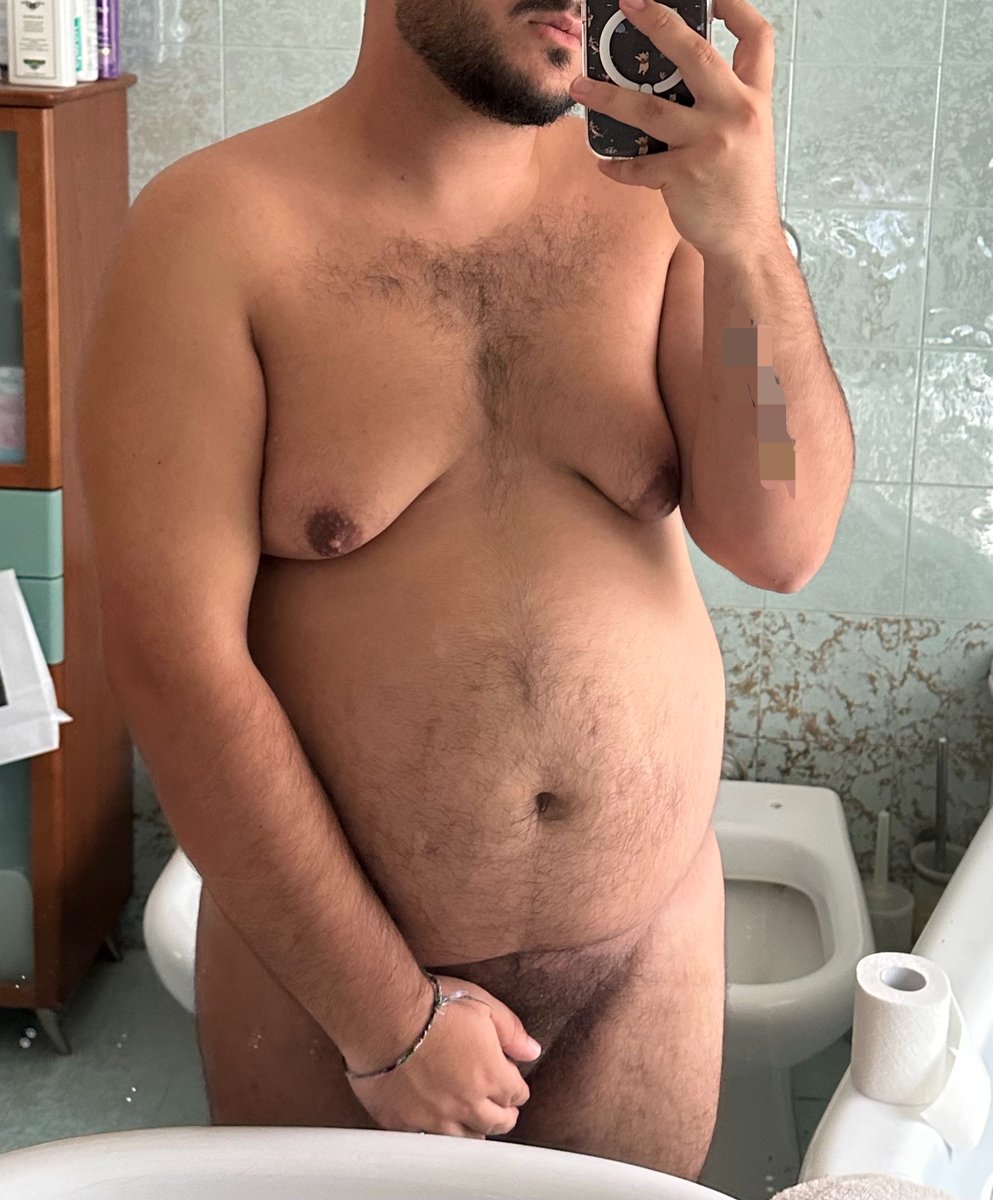 ORSEMA1x's tweet photo. Buongiorno, doccia fatta🐻
#bear #orso #gay #cam4 #gayita https://t.co/X37pjm3zhQ