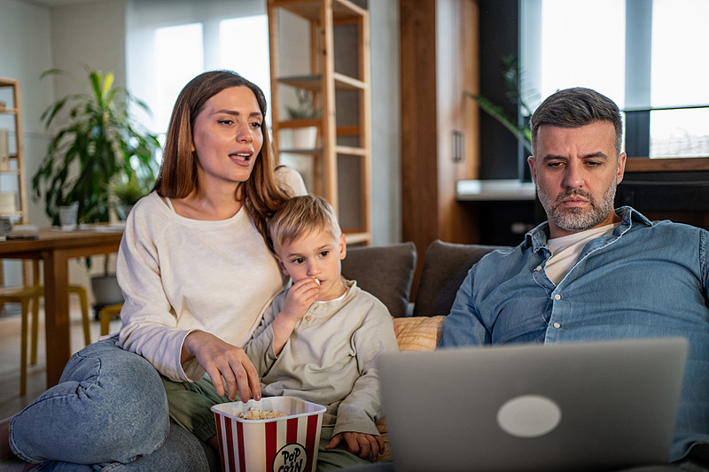 ReaganNapimmrx's tweet photo. Noche de películas, palomitas caseras y risas con la familia — el mejor plan del fin de semana. https://t.co/eZYVX0SpEQ
