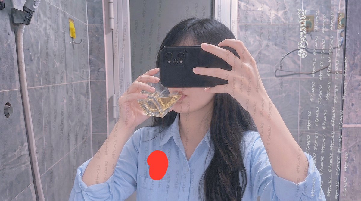 Vycun102's tweet photo. Ew kinh vãi, nói vì tiền cũng kì 🥲
Đố biết uống j đó 🫠
Chỉ là nước ngọt tin t đi https://t.co/J2yAvTrVyW